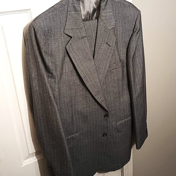 Garrison Park Men 2 Piece Light Bluish Gray Suit        40R - Picture 2 of 15